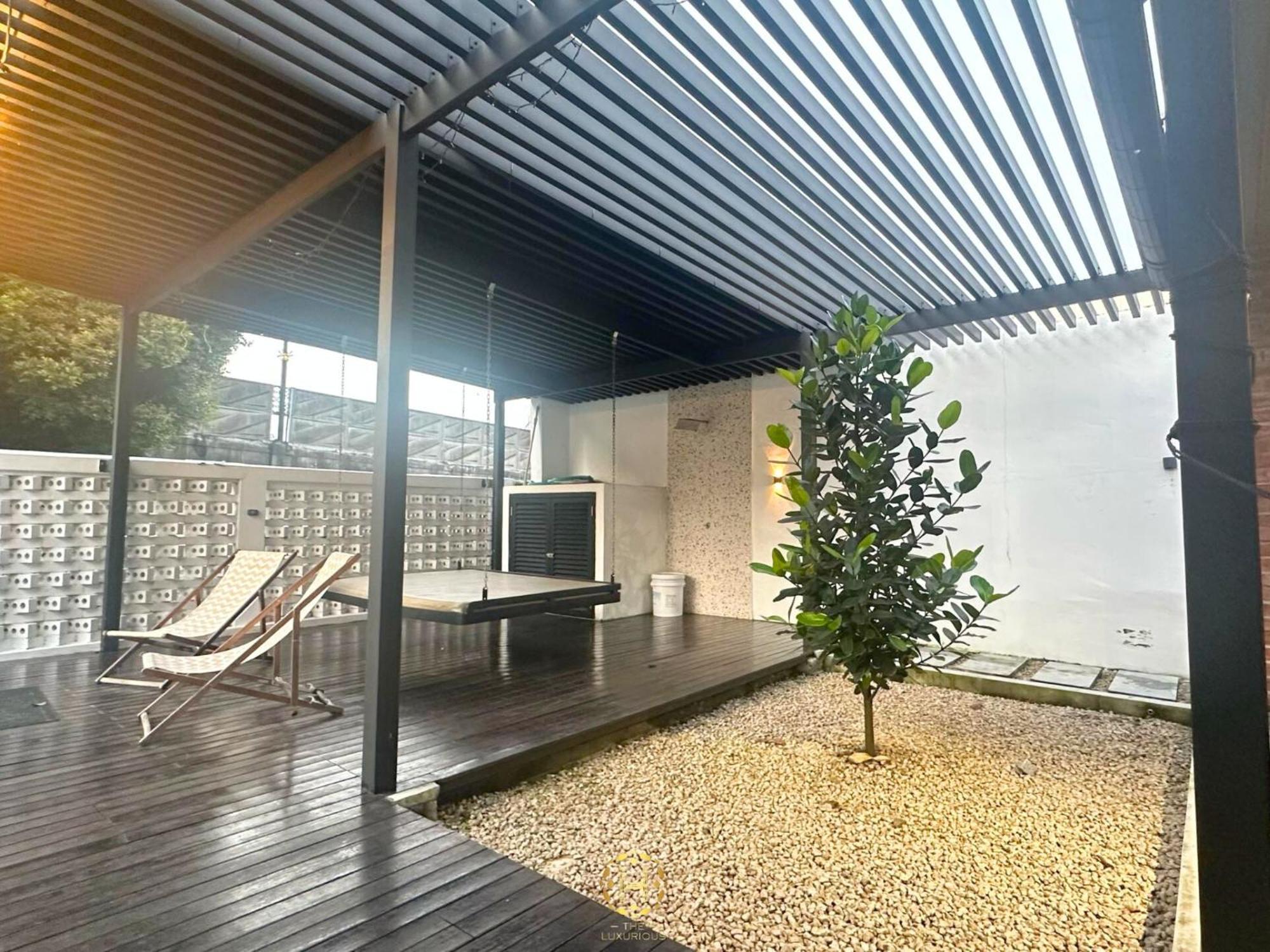 The Luxurious 27, Johor Bahru Villa Buitenkant foto